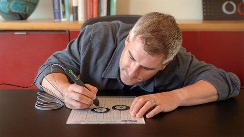 3Doodler Flow 3D Printing Pen for Teens, Adults & Creators! With Free Refill Filaments + Stencil Book + Getting Started Guide - Black BUY IN EUROPE