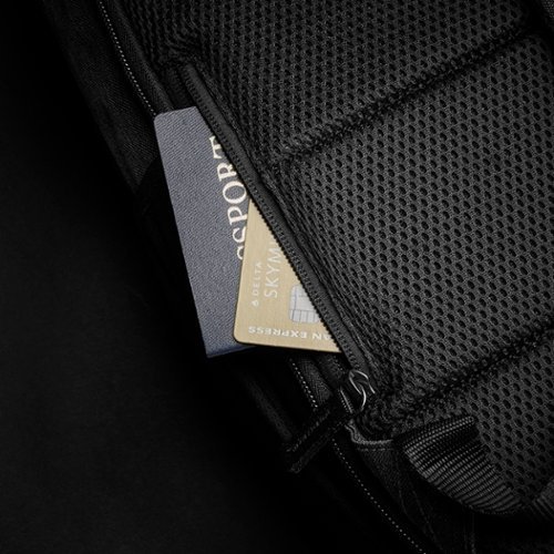 Solo New York 15.6 Re:discover Backpack - Gray/Black BUY IN EUROPE