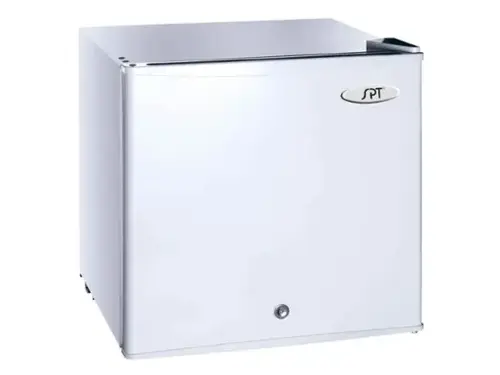 Front. Sunpentown - 1.1 cu.ft. Upright Freezer - White.