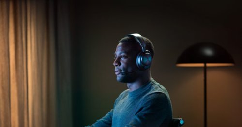 SteelSeries Arctis Nova Pro Wireless Multi Gaming Headset for PS5, PS4, PC,  Switch - Black SHOP ONLINE