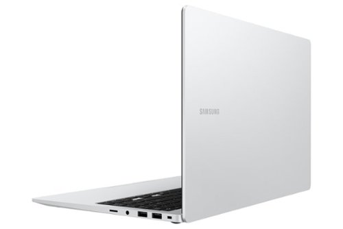 Samsung Galaxy Book5 15.6” Laptop - Intel Ultra 7 255U with 16GB Memory - 512GB SSD - Silver BUY IN EUROPE