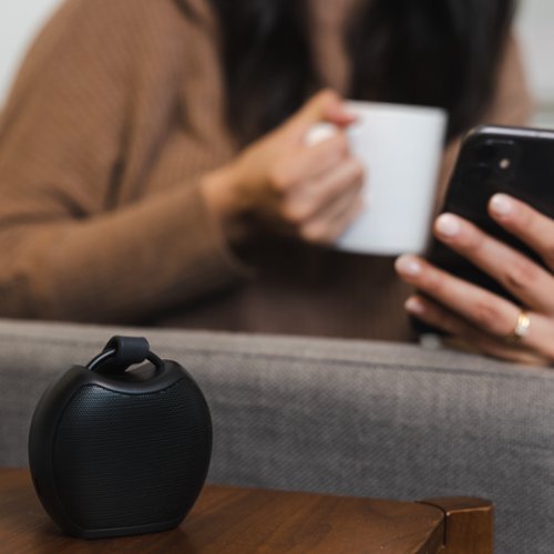 Yogasleep  Rohm+ Sound Machine & Wireless Speaker - Black GLOBAL SHIPPING