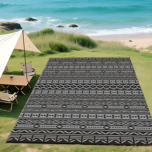 Outsunny - Outdoor Rug for Patio, 9' x 18' Waterproof Large Mat, Reversible Plastic Straw Rug for Décor - Black and Gray Geometric Wall-Front_Standard 