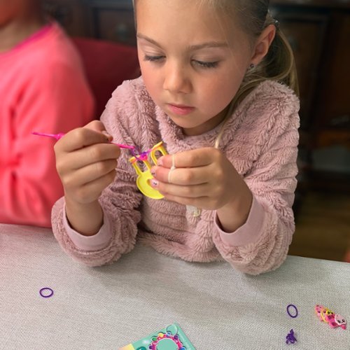 Choon's Design Rainbow Loom- Treasure Box Edition Bracelet Kit W/ Neon Rubber Bands HOW TO BUY