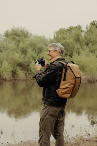 Peak Design Everyday Backpack V2 30L - Coyote BUY IN SAUDI ARABIA