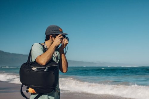 Peak Design Everyday Backpack 20L Zip - Black BUY IN MIDDLE EAST