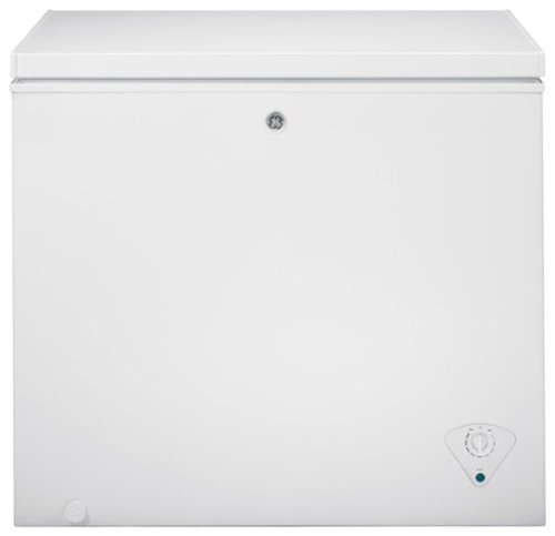 GE - 7.0 Cu. Ft. Chest Freezer - White-Front_Standard 