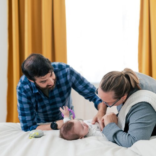Yogasleep Hushh Travel Sound Machine - Gray WHERE TO BUY