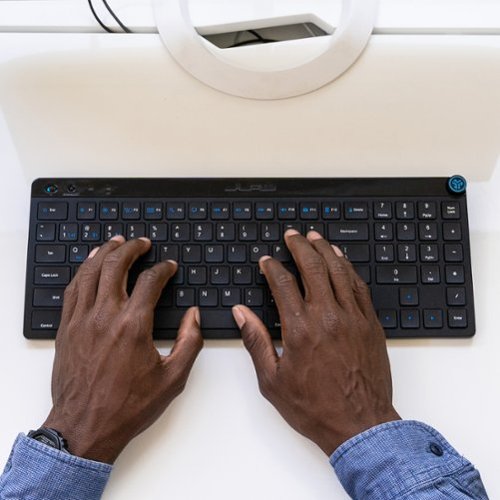 JLab JBuds Wireless Keyboard - Black BUY IN EUROPE