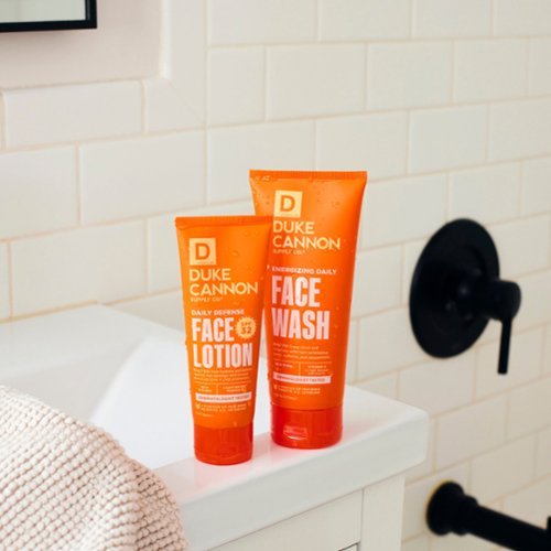 Duke Cannon Face Lotion - Energizing Daily Defense with SPF 32 BUY IN EUROPE