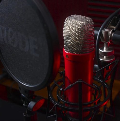 RØDE Rode NT1 Signature Series Studio Condenser Microphone (Red