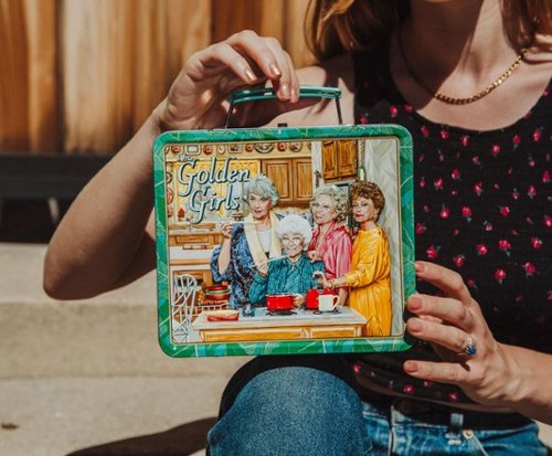 The Golden Girls Cast Retro Metal Lunchbox | Toynk Exclusive Blue