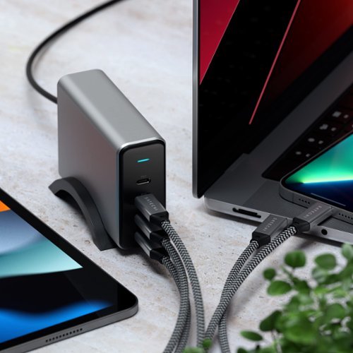 Satechi 165W USB C 4 Port GaN Charging Station PD Fast Charger for