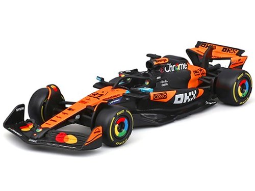 McLaren MCL39 #81 Oscar Piastri 
