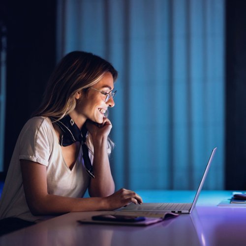 ASUS Vivobook S 15 15.6 3K OLED Laptop - Copilot+ PC - Snapdragon X Elite - 16GB Memory - 1TB SSD - Cool Silver BUY IN EUROPE