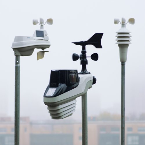 AcuRite Notos Weather Station - White/Black BUY IN MIDDLE EAST