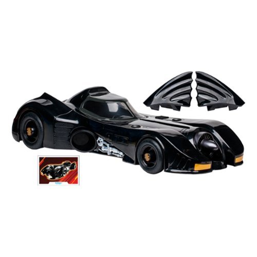 McFarlane Toys - DC: The Flash Movie Vehicle - Batmobile-Front_Standard 