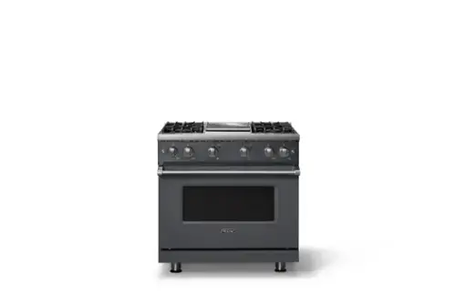 Front. Viking - Pro 5 Series 5.1 Cu. Ft. Freestanding Sealed 4 Burner Gas Convection Range w. Griddle - Cast Black - Cast Black.