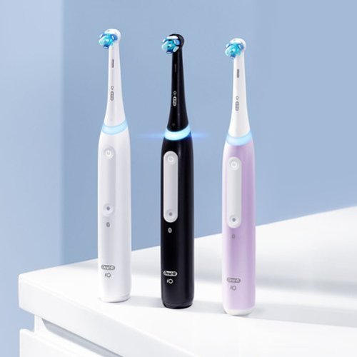 Oral B iO Series 4 Rechargeable Electric Toothbrush w/Brush Head