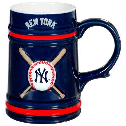 Evergreen Enterprises - New York Yankees 24oz. Ceramic Stein Cup with Gift Box - Multicolor-Front_Standard 