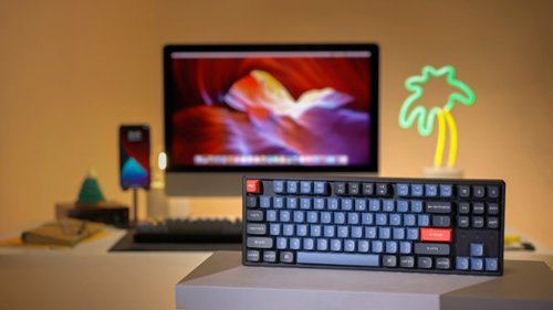 Keychron K8 Pro Red Switch Mechanical Keyboard Mac or PC - Black BUY IN EUROPE