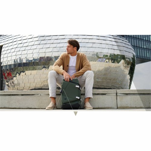 Swissdigital Design SEON L+ TSA-Friendly Backpack With USB Charging Port RFID Protection and Fits Up to 16″ Laptop - Dark Green BUY IN EUROPE