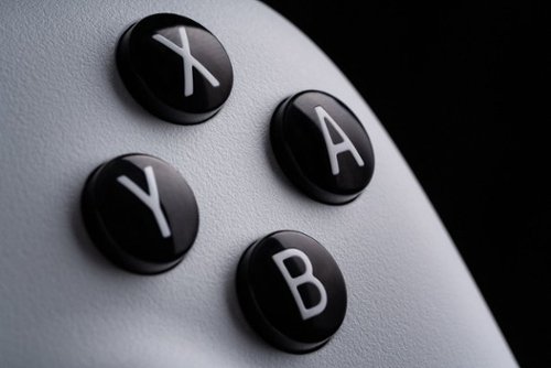 8BitDo Ultimate 2 Bluetooth Wireless Gaming Controller for Nintendo Switch, PC - White BUY IN GERMANY