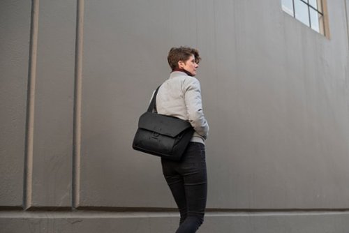 Peak Design Everyday Messenger 13L v2 - Black WHERE TO BUY