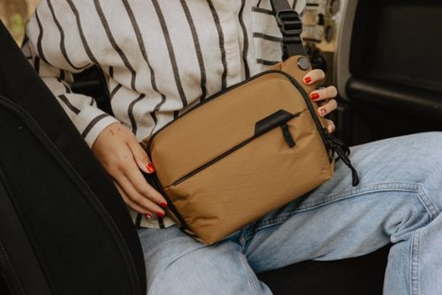 Peak Design Everyday Sling 3L - Coyote BUY IN AUSTRALIA