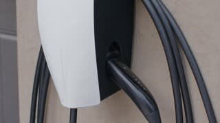 Universal Wall Connector - Overview video 0 minutes 45 seconds