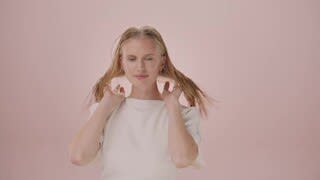 How To Sleek Side Part video 2 minutes 08 seconds