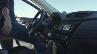 iOttie Easy One Touch 5 Dash Mount - Overview video 1 minutes 05 seconds