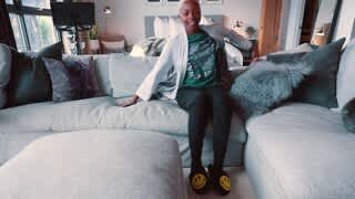 Samsung Glare-Free TV video 0 minutes 33 seconds