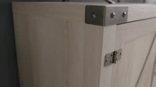 Walker Edison video 0 minutes 31 seconds