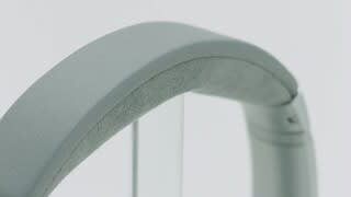 Bose-QuietComfort 35 Wireless Noise Cancelling Headphones II video 2 minutes 22 seconds