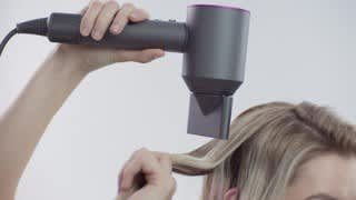 Supersonic - Styling concentrator video 0 minutes 53 seconds