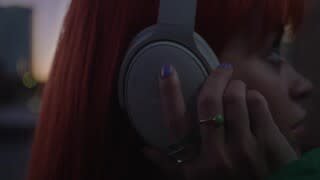 Bose QuietComfort Headphones Advertisement Video video 0 minutes 30 seconds