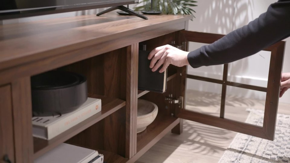 Walker Edison video 0 minutes 39 seconds