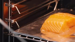 Cooking Food to an Internal Temp on the GE Profile Smart Indoor Smoker video 0 minutes 53 seconds