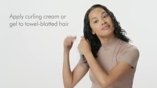 Dyson Supersonic - Tilted Pineapple Ponytail Demo video 1 minutes 06 seconds