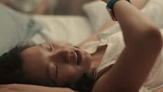 Fitbit Versa 2 Alexa - Product Overview video 0 minutes 39 seconds