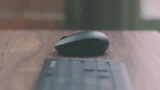 Microsoft BT Keyboard & Mouse Overview video 0 minutes 32 seconds