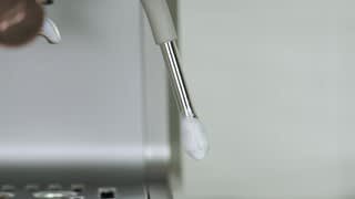 Café Semi-Auto - Cleaning the Steam Wand video 1 minutes 16 seconds