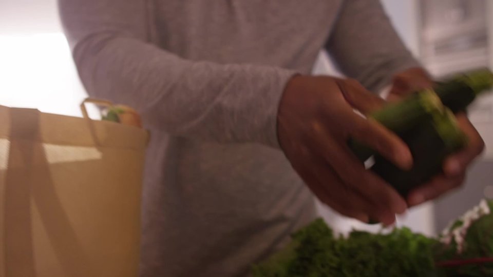 Commercial-Style Range Smart Controls video 1 minutes 00 seconds