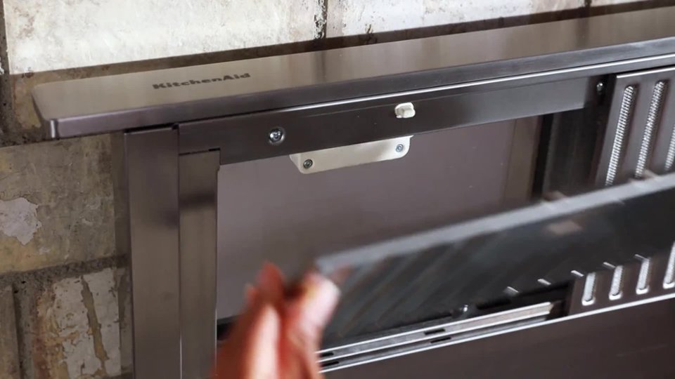 KitchenAid - KXD4630YSS Range Hood Filter Demo video 0 minutes 04 seconds