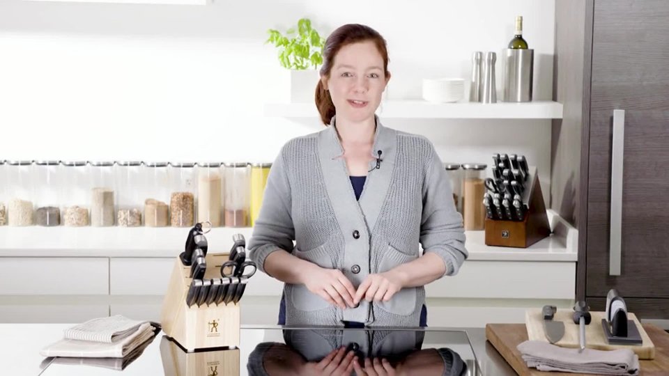 Honing Your Knife video 2 minutes 21 seconds