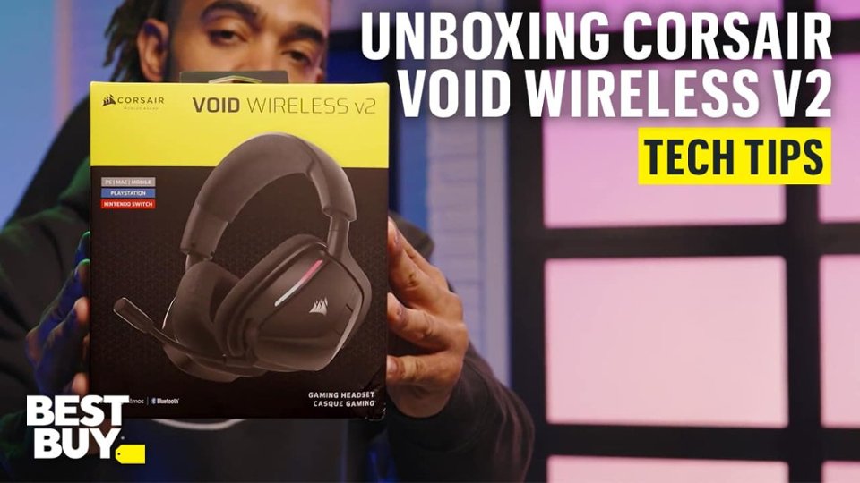 Unboxing the CORSAIR VOID WIRELESS v2 Headset video 0 minutes 41 seconds