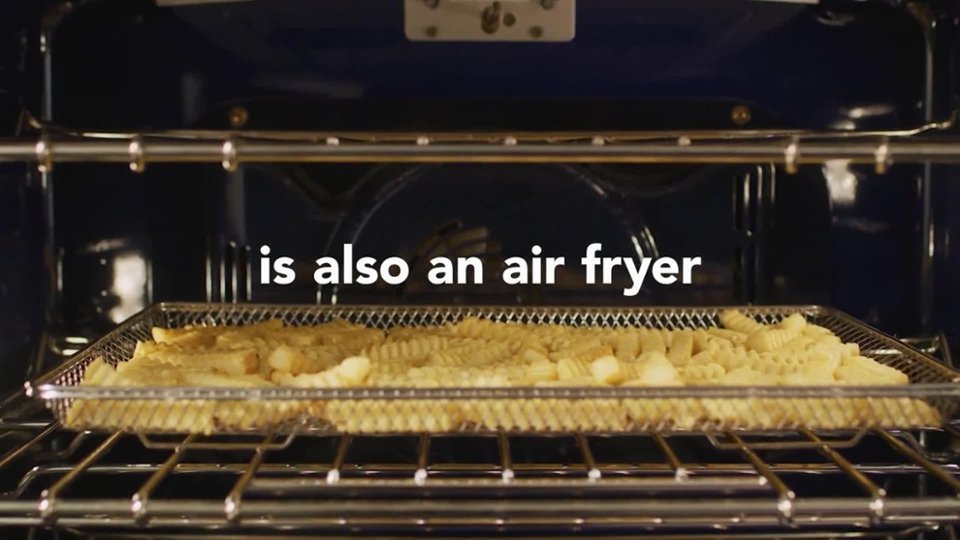 KitchenAid - KOES530P/ KOES527P Air Fry Mode video 0 minutes 28 seconds