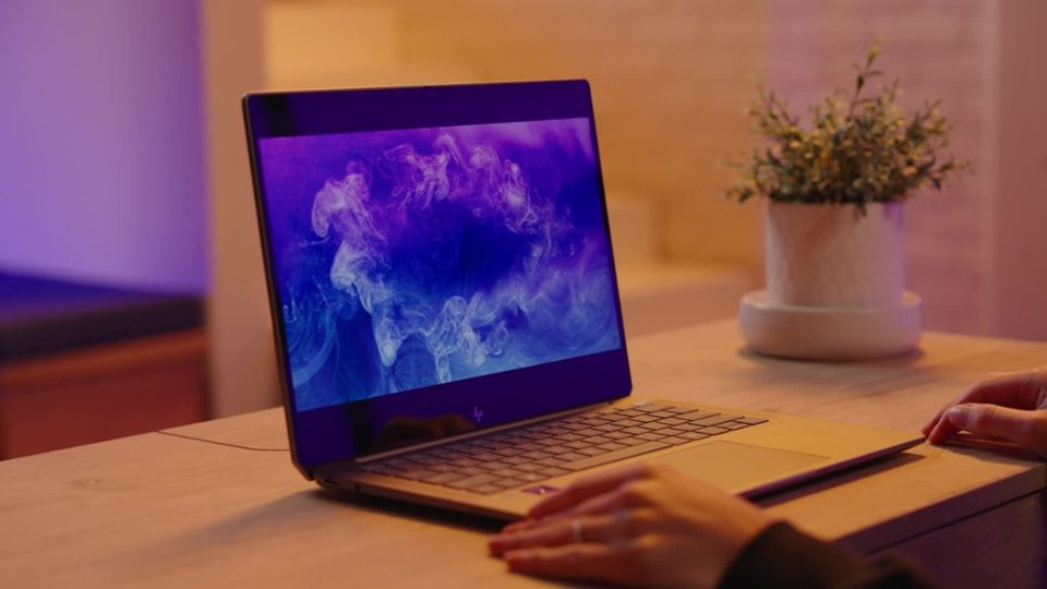 AI Features on the HP OmniBook Ultra 14" 2.2K Touch-Screen Laptop video 0 minutes 58 seconds