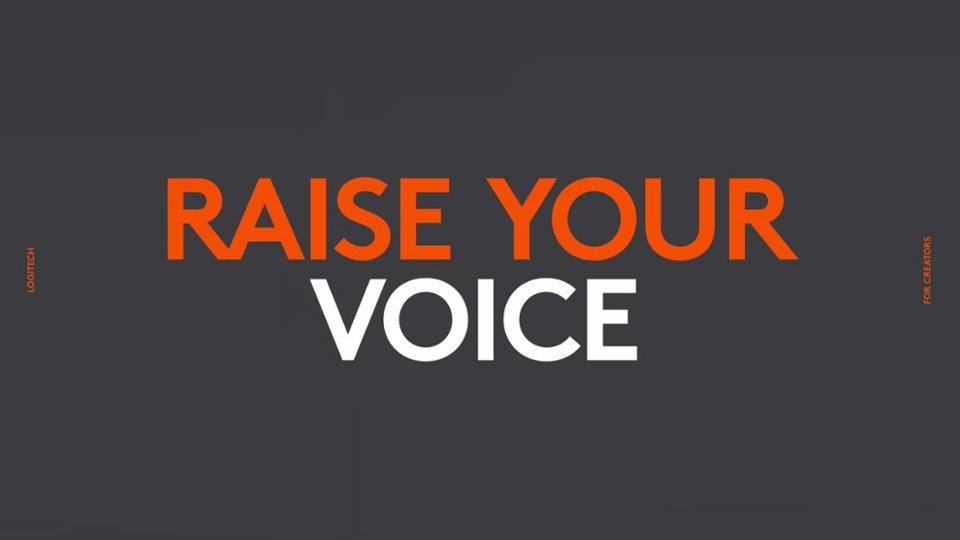 Blue Microphone - Blue Yeti Professional Microphone video 0 minutes 38 seconds